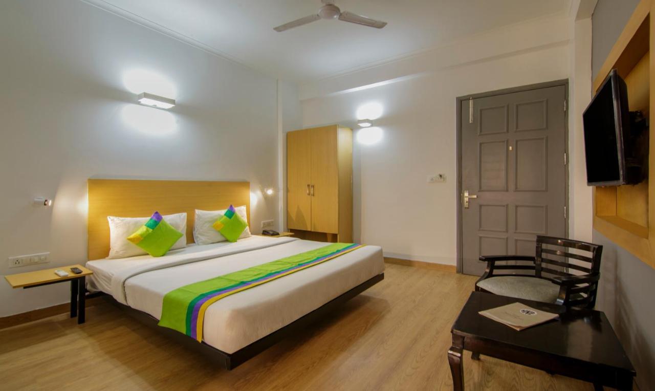 Treebo Noida Express Hotel Buitenkant foto