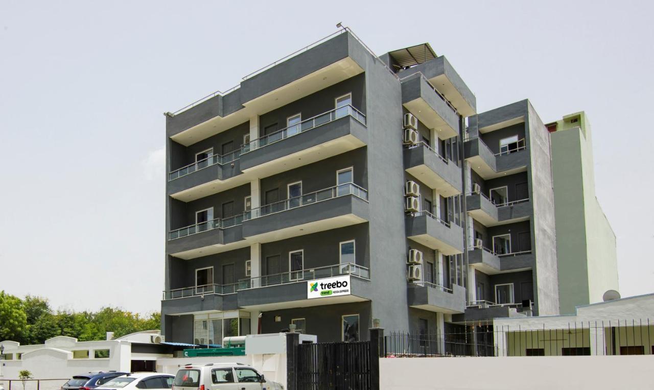 Treebo Noida Express Hotel Buitenkant foto