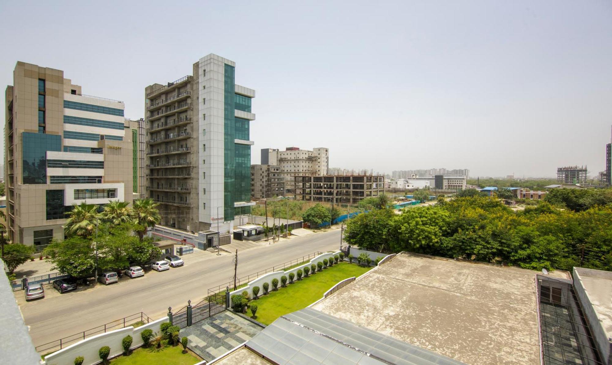 Treebo Noida Express Hotel Buitenkant foto